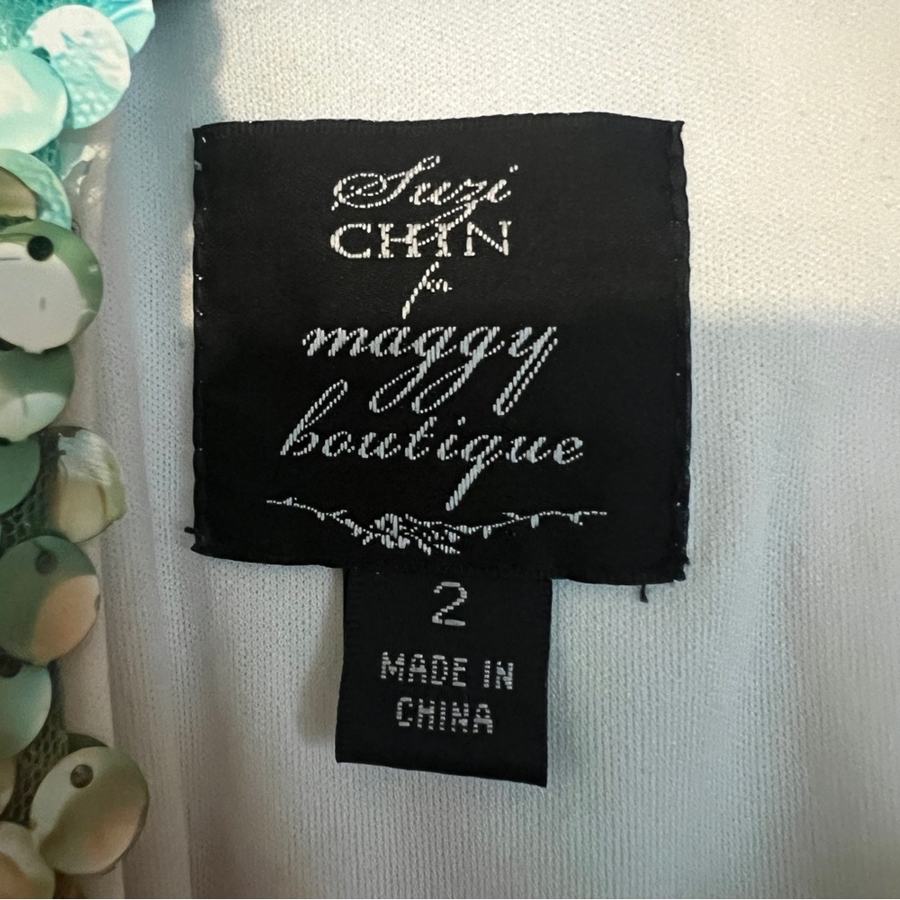 Sequin Cap-sleeve fitted Dress - Picture 4 of 14